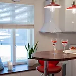 The Pink House With Private Garden Appartement *